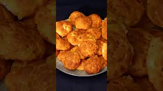 Τραγανές Τυρομπουκιές – Τυροβραχάκια. Crispy Cheese Bites – Easy cheese balls