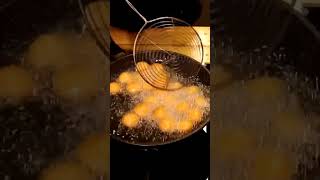 Τραγανές Κροκέτες Πατάτας. Crispy Potato Croquettes