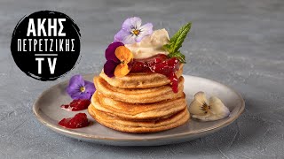 Cheesecake Pancakes με Φράουλες Επ. 51 | Kitchen Lab TV | Άκης Πετρετζίκης Ελληνική Γαστρονομία