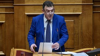 Δεξιοί, κεντρώοι και αριστεροί δέχεστε να καθυβρίζονται τα ιερά και τα όσια της πατρίδας μας;