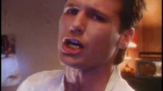 mqdefault 131 Ελληνική Corey Hart - Sunglasses At Night (Official Music Video) https://eliniki.gr/video/%cf%83%cf%84%ce%b1%ce%bc%ce%b1%cf%84%ce%b7%cf%83-%cf%83%cf%80%ce%b1%ce%bd%ce%bf%cf%85%ce%b4%ce%b1%ce%ba%ce%b7%cf%83-%ce%ba%cf%85%ce%bc%ce%b1%cf%84%ce%b1-hq/