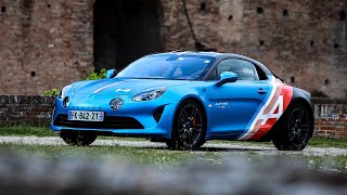 mqdefault 1732 Ελληνική Fernando Alonso & Esteban Ocon οδηγούν την Alpine A110S https://eliniki.gr/video/%cf%84%ce%b5%cf%83%cf%84-%ce%b1%cf%80%ce%bf%cf%86%cf%85%ce%b3%ce%ae%cf%82-%ce%ba%ce%b9%ce%bd%ce%b4%cf%8d%ce%bd%ce%bf%cf%85-seat-ibiza/