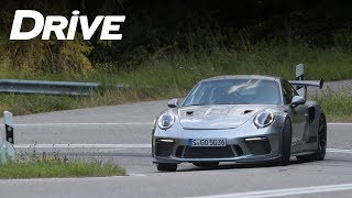 mqdefault 2077 Ελληνική Porsche 911 GT3 RS by DRIVE Magazine [English subs] https://eliniki.gr/video/ford-focus-st-vs-vw-golf-gti-performance/