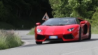 Lamborghini Aventador LP700-4 Roadster - Test by DRIVE Magazine (Eng subs)