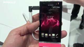 Sony Xperia U hands-on MWC 2012 (Greek)