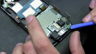 Samsung Omnia II teardown