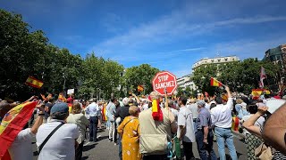 Ισπανία: Επίδειξη δύναμης από το Λαϊκό Κόμμα ενόψει ευρωεκλογών - Εκλογές ζήτησε ο Φεϊχό Ελληνική - euronews