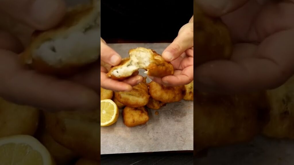 Μπακαλιάρος Σκορδαλιά. Crispy Fried Cod with Skordalia