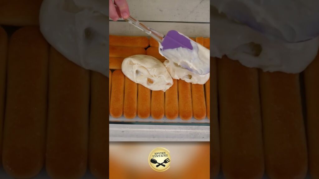 Το ελαφρύ γιαουρτογλυκό με ροδάκινα που δεν θα σταματήσεις να κάνεις - ΧΡΥΣΕΣ ΣΥΝΤΑΓΕΣ Γαστρονομία